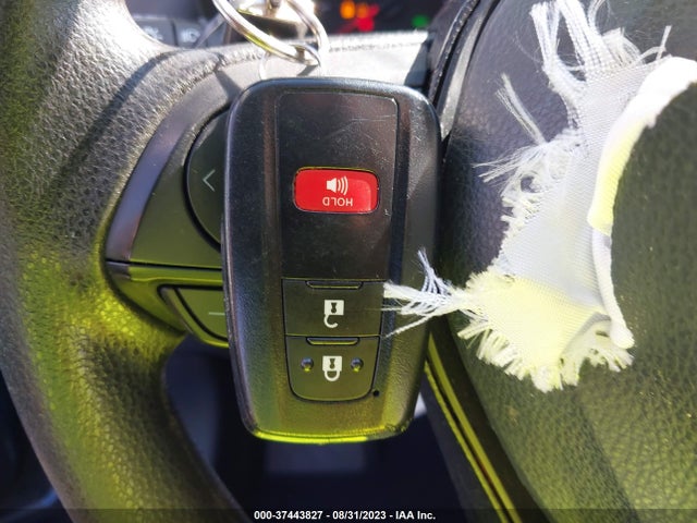 2020 TOYOTA RAV4 XLE VIN: 2T3P1RFVXLC128332