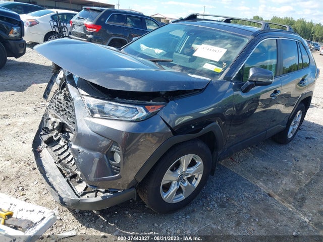 2020 TOYOTA RAV4 XLE VIN: 2T3P1RFVXLC128332