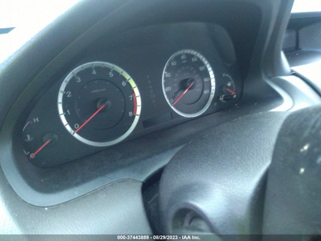 2010 HONDA ACCORD SDN LX VIN: 1HGCP2F32AA006580