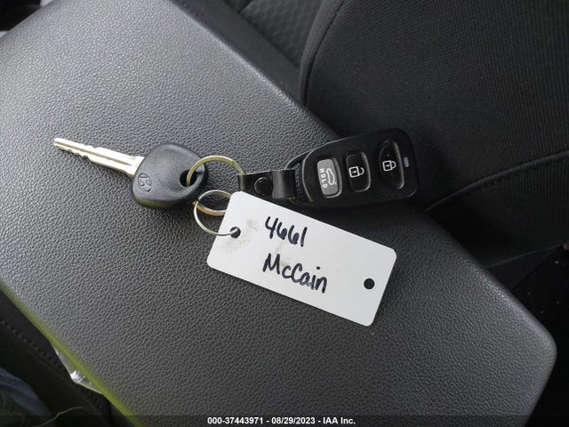 Hyundai ELANTRA SE 2019 5NPD74LF5KH442623 Image 3
