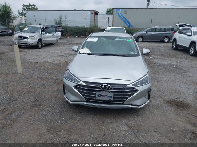 Hyundai ELANTRA SE 2019 5NPD74LF5KH442623 Image 4