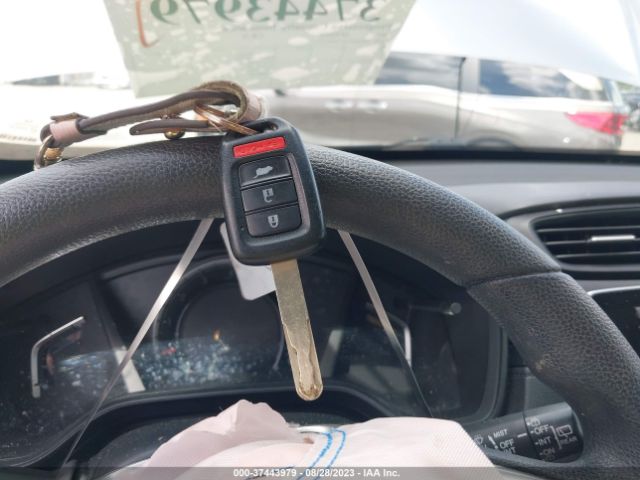 2HKRW5H37JH412311 Honda CR-V LX