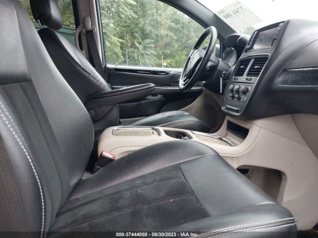 2C4RDGCG3HR716843 Dodge Grand Caravan Sxt