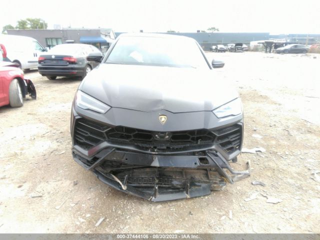 ZPBUA1ZL0MLA12647 Lamborghini Urus Pearl Capsule/graphite Capsule
