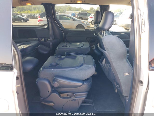2001 CHRYSLER TOWN & COUNTRY LIMITED VIN: 2C8GP64L71R141834