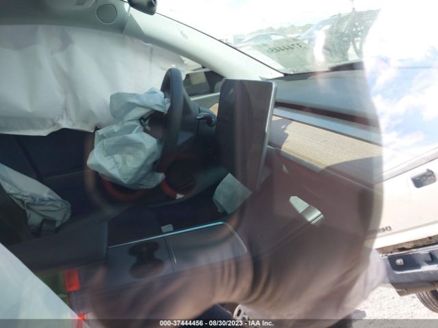 7SAYGDEF3NF396598 Tesla Model Y Performance