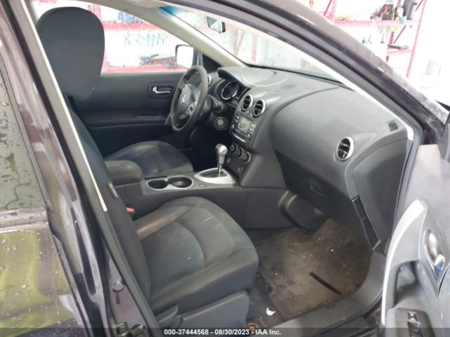 JN8AS5MT1FW657545 Nissan Rogue Select S