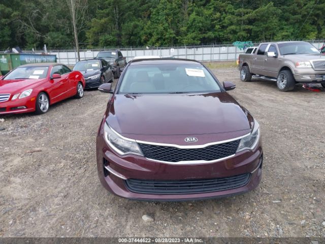 5XXGT4L38GG029175 KIA Optima Lx