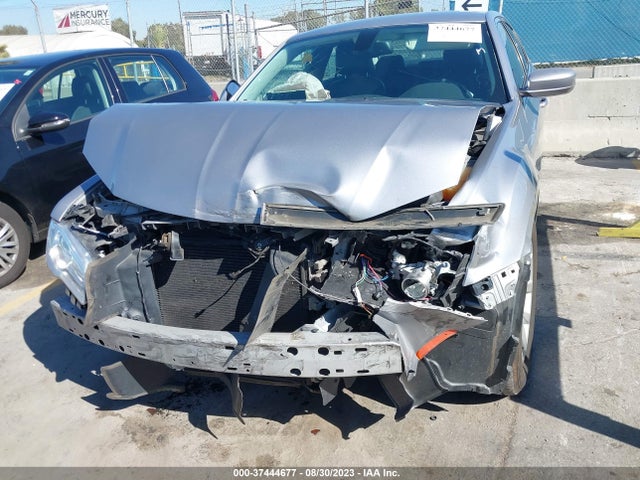 2C3CCAAG8FH791828 Chrysler 300 Limited