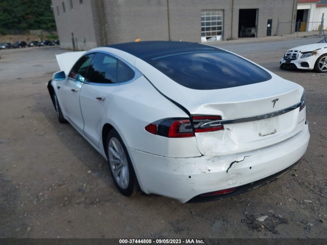 Tesla MODEL S 2019 5YJSA1E21KF339778 Image 3