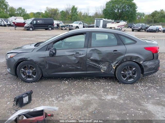 Ford FOCUS SE 2017 1FADP3FE2HL329090 Image 6