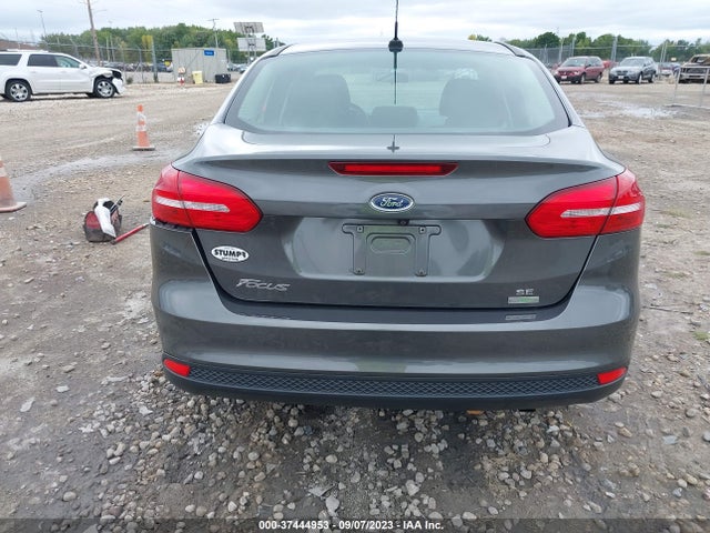 Ford FOCUS SE 2017 1FADP3FE2HL329090 Image 8