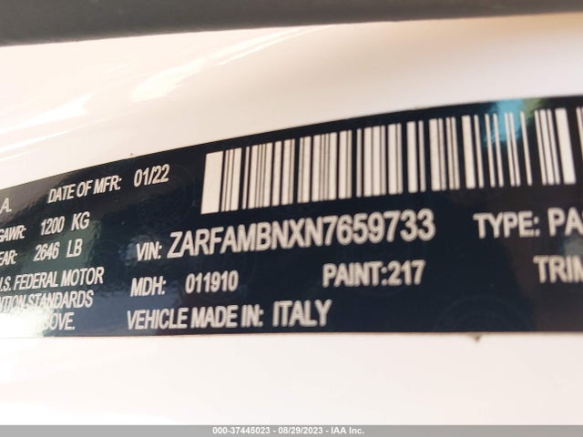 2022 Alfa Romeo Giulia, VIN: ZARFAMBNXN7659733