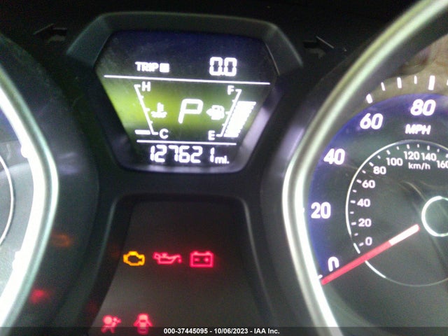 2016 HYUNDAI ELANTRA SE VIN: 5NPDH4AE5GH653237