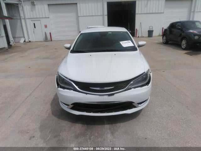 Chrysler 200 Limited Platinum 2016 1C3CCCAB5GN195701 Image 13