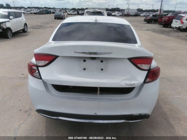 Chrysler 200 Limited Platinum 2016 1C3CCCAB5GN195701 Image 17