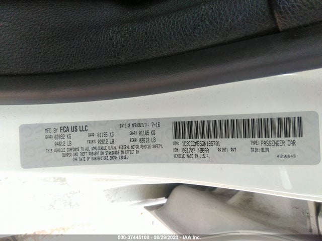 Chrysler 200 Limited Platinum 2016 1C3CCCAB5GN195701 Image 9