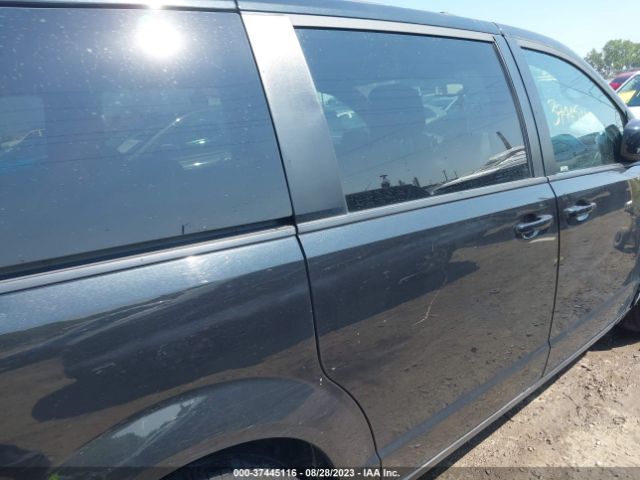 2C4RDGEG1JR223696 Dodge Grand Caravan Gt