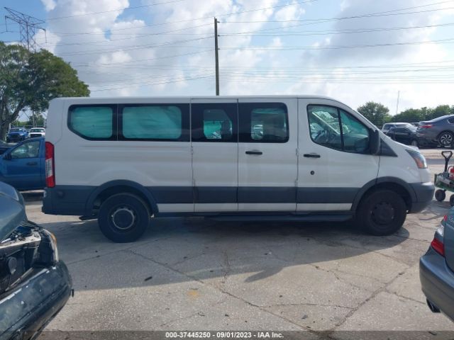 1FBZX2ZM0JKB56120 Ford Transit-350 Xl