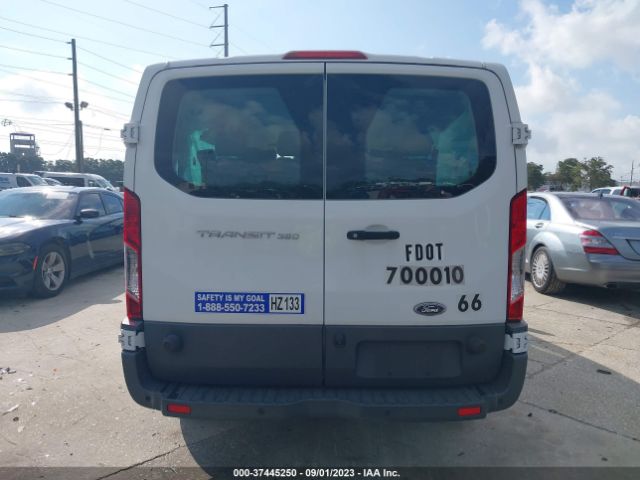 1FBZX2ZM0JKB56120 Ford Transit-350 Xl
