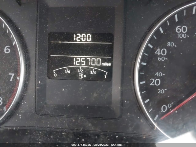 3VWD17AJ4EM443025 Volkswagen Jetta Sedan Se