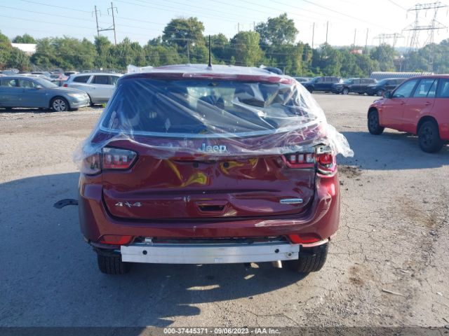 3C4NJDBB8NT108689 Jeep Compass Latitude