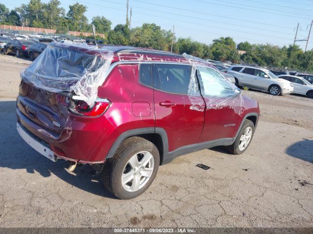 3C4NJDBB8NT108689 Jeep Compass Latitude
