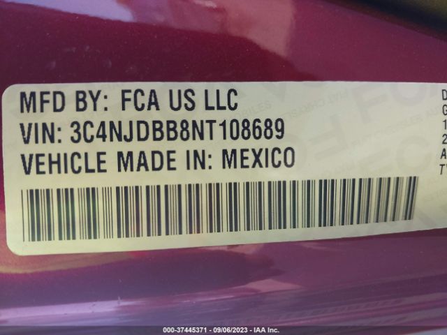 3C4NJDBB8NT108689 Jeep Compass Latitude