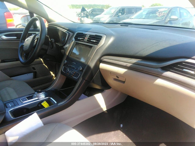 2019 FORD FUSION HYBRID SE VIN: 3FA6P0LU8KR188246