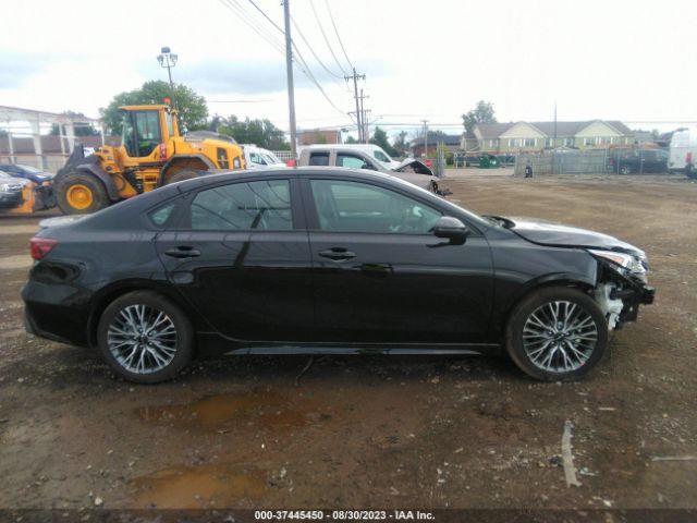 3KPF54AD7PE599971 KIA Forte Gt-line