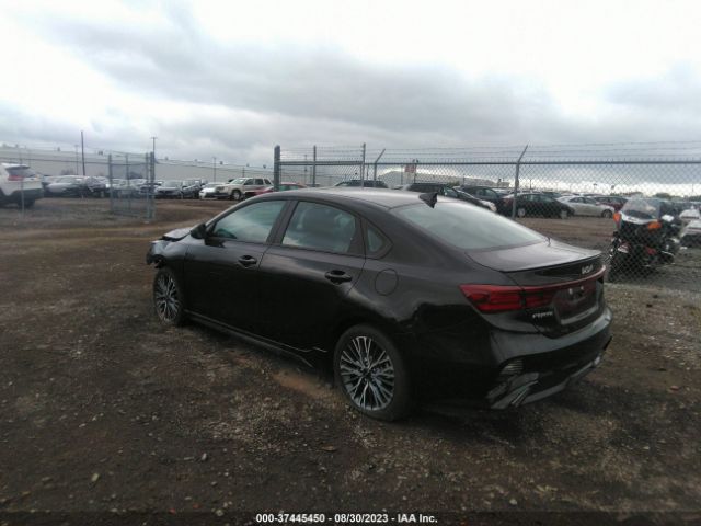 3KPF54AD7PE599971 KIA Forte Gt-line