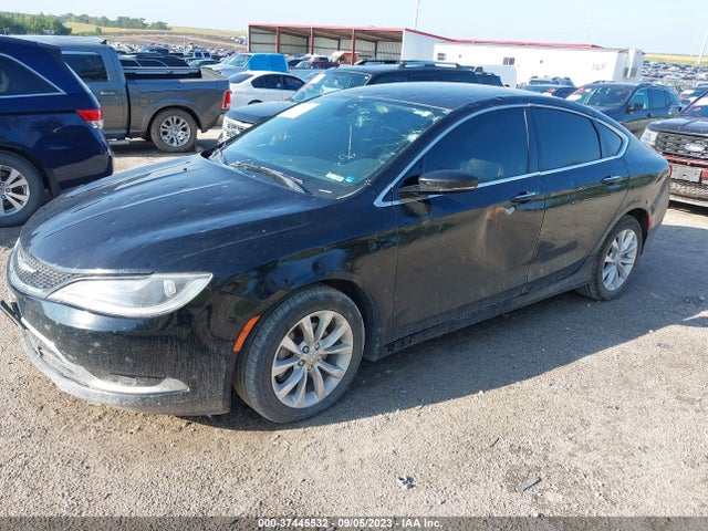Chrysler 200 C 2015 1C3CCCCB8FN571819 Image 2