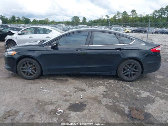 3FA6P0H75GR175111 Ford FUSION SE