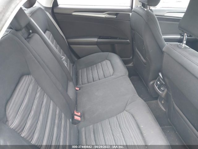 3FA6P0H75GR175111 Ford FUSION SE