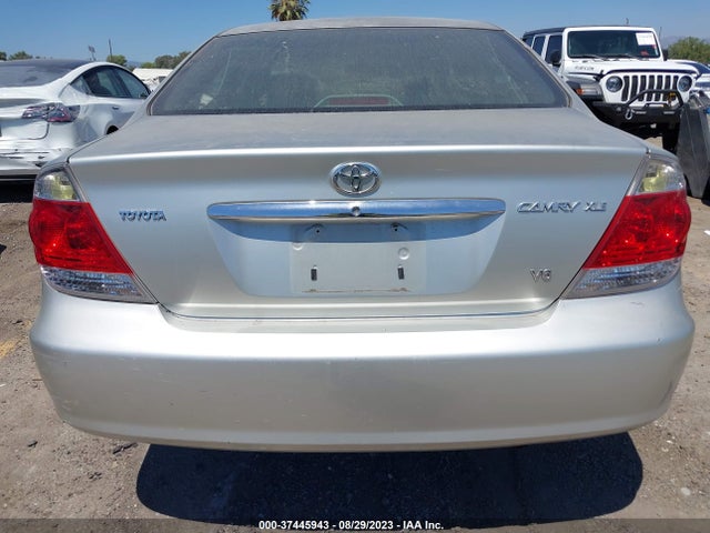 2005 TOYOTA CAMRY LE/XLE VIN: JTDBF32K850165874