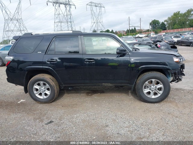 Toyota 4RUNNER SR5 2021 JTEMU5JRXM5878118 Image 6
