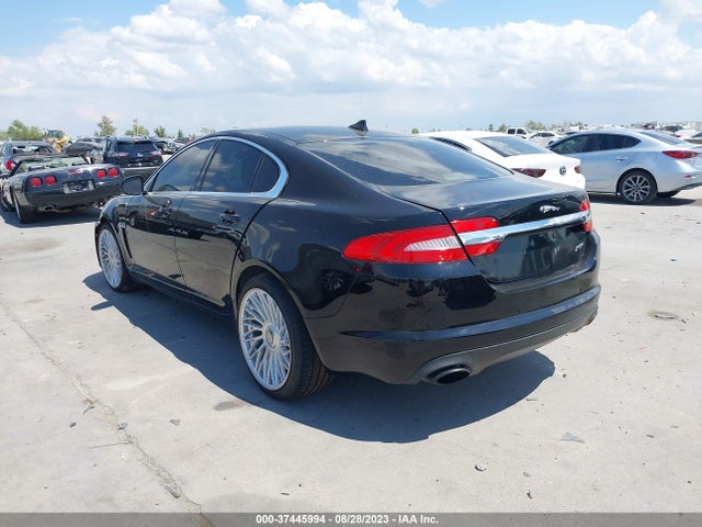 2013 JAGUAR XF SAJWA0ES0DPS81569 Photo 2