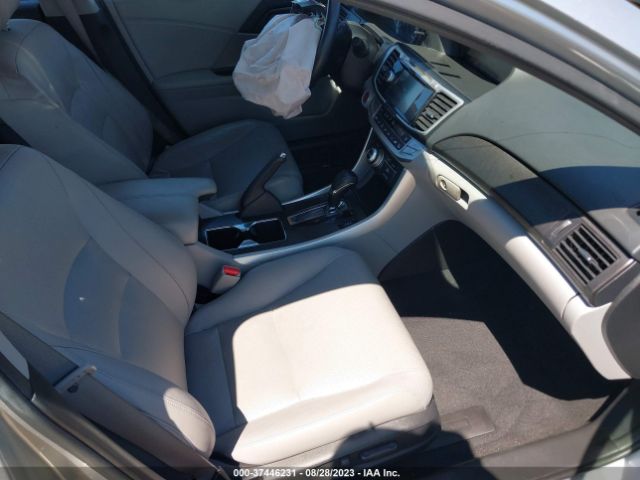 1HGCR3F8XFA026952 Honda Accord Sedan Ex-l