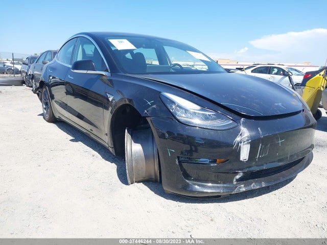 2018 Tesla 3, VIN: 5YJ3E1EA3JF013995