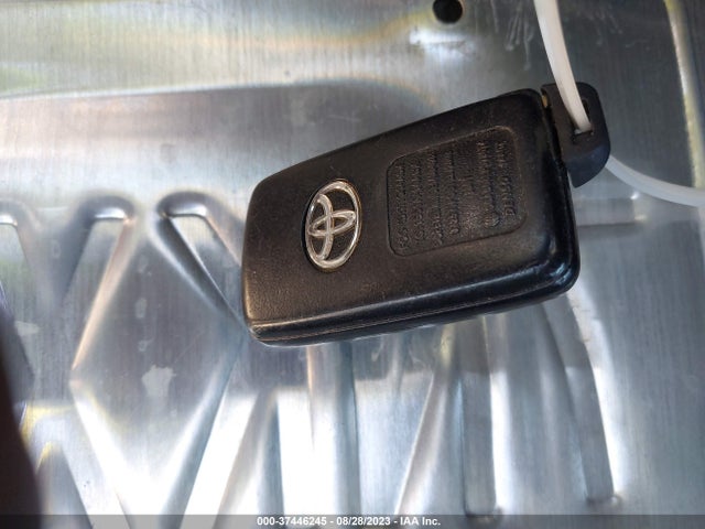 Toyota Prius Four 2015 JTDKN3DU7F0477171 Image 3