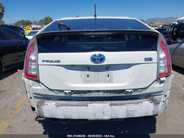Toyota Prius Four 2015 JTDKN3DU7F0477171 Image 9