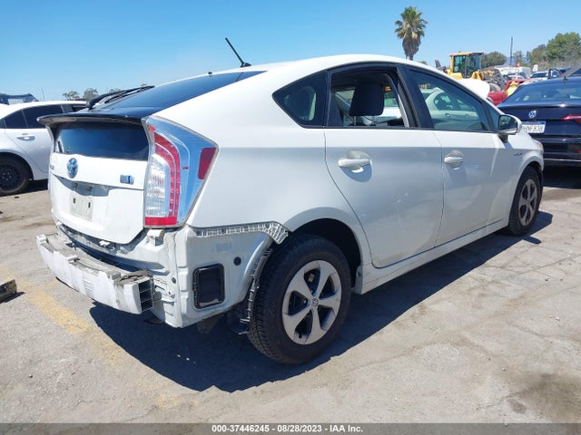 Toyota Prius Four 2015 JTDKN3DU7F0477171 Image 11