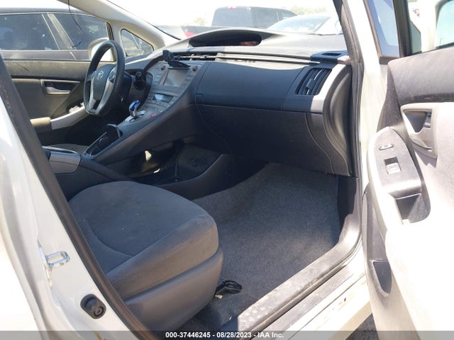 Toyota Prius Four 2015 JTDKN3DU7F0477171 Image 12