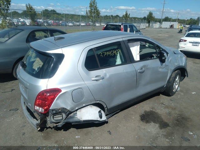 Chevrolet TRAX LS 2015 3GNCJPSB9FL192474 Image 4