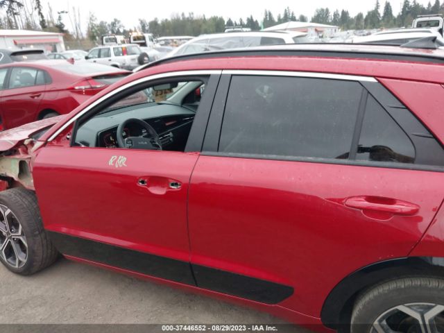KNDCR3LE4P5040834 KIA Niro Ex Touring