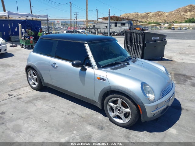 2003 MINI COOPER HARDTOP WMWRC33453TC44793 Photo 0