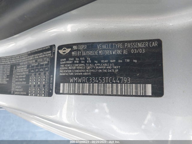 2003 MINI COOPER HARDTOP WMWRC33453TC44793 Photo 8