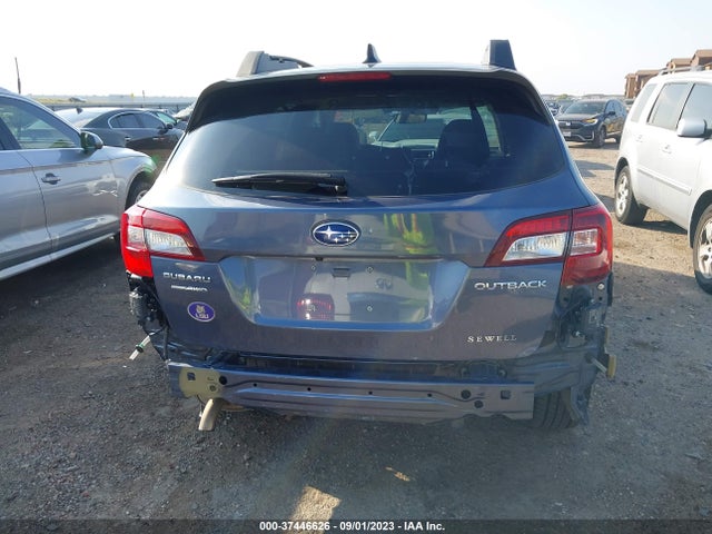 Subaru Outback Limited 2018 4S4BSANCXJ3345284 Image 17