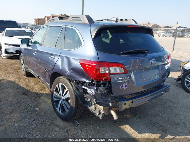 Subaru Outback Limited 2018 4S4BSANCXJ3345284 Image 3