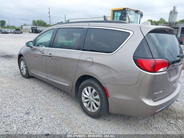 2C4RC1BGXHR534784 Chrysler Pacifica Touring-l